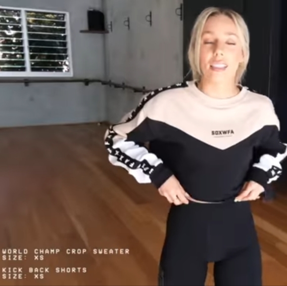 SD X WFA cropped sweatshirt and pants - Picture 3 of 6